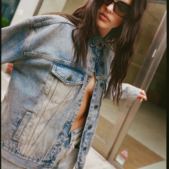 NastyGal - The Denim Oversized Jacket - Picture 2 of 7